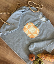 Vintage quilt pumpkin sweatshirt